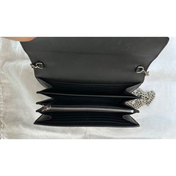 Gucci Chain Wallet - Picture 9 of 13